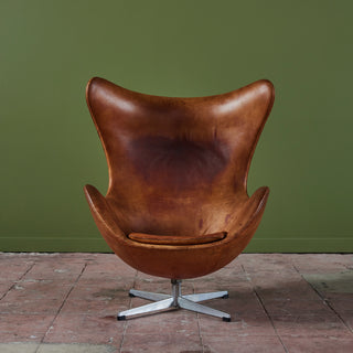 Leather Egg Chair by Arne Jacobsen