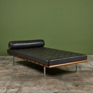 Barcelona Daybed by Mies van der Rohe for Knoll