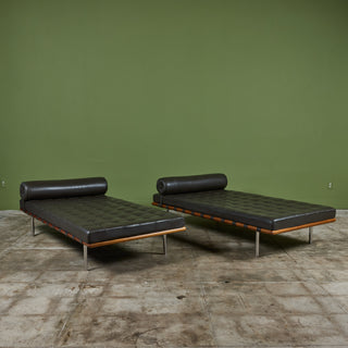 Barcelona Daybed by Mies van der Rohe for Knoll