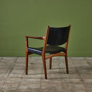 Hans Wegner Armchair for Johannes Hansen