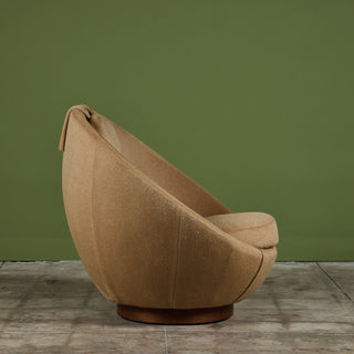 Milo Baughman Swivel Egg Lounge Chair